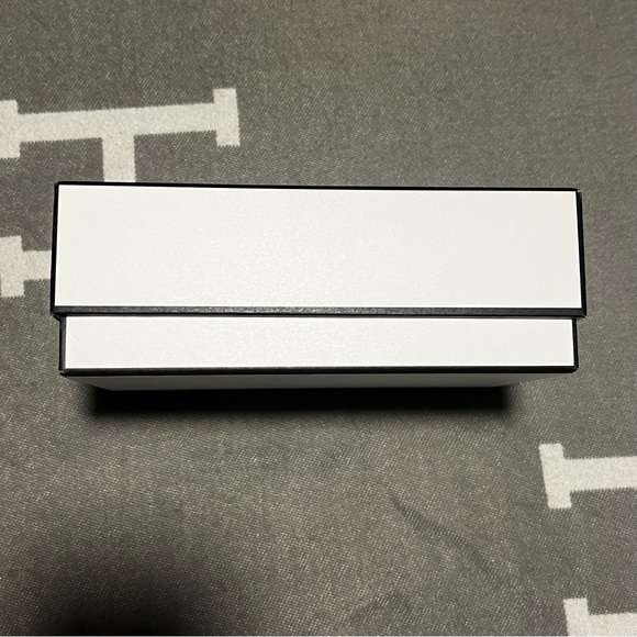 Chanel Box - Picture 6 of 6